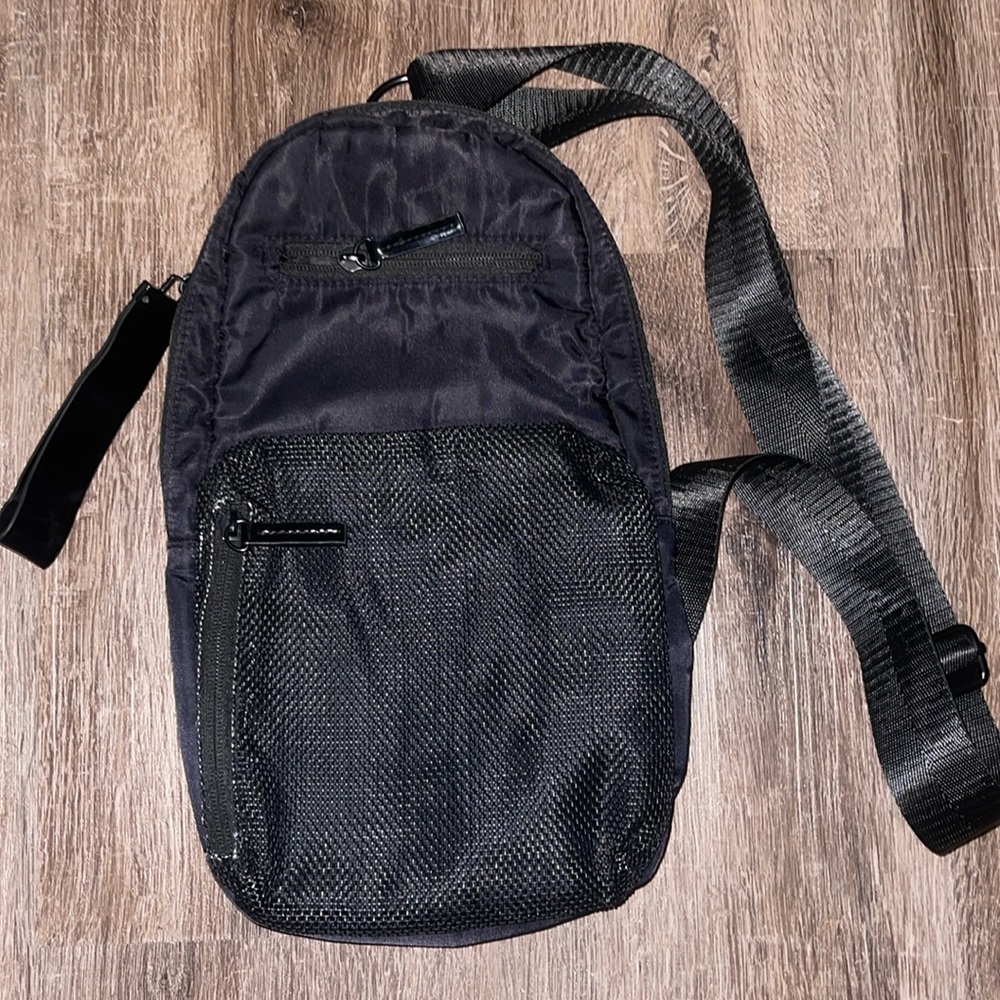 Fanny pack